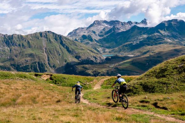 Valchiavenna, tra Valle Spluga, Engadina e Lago di Como